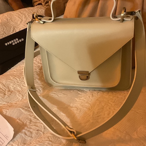 All leather Cream and Navy Blue Shoulder Bag - Picture 1 of 7